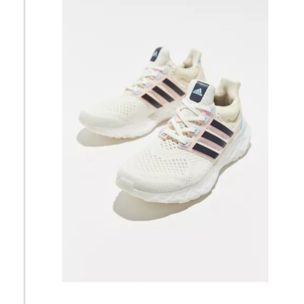 NWT! NEW IN BOX! adidas Ultraboost Web DNA Off White Legend Ink  Bliss Blue 6.5